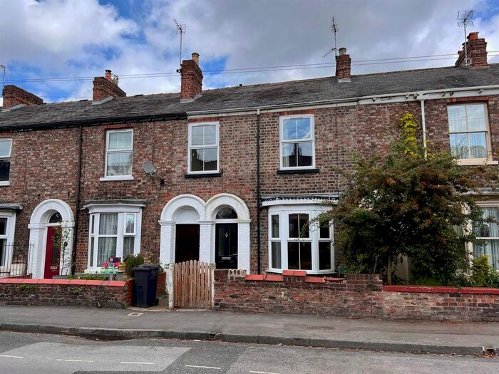 3 Bedroom Terraced House To Rent In Nunthorpe Road, York, YO23