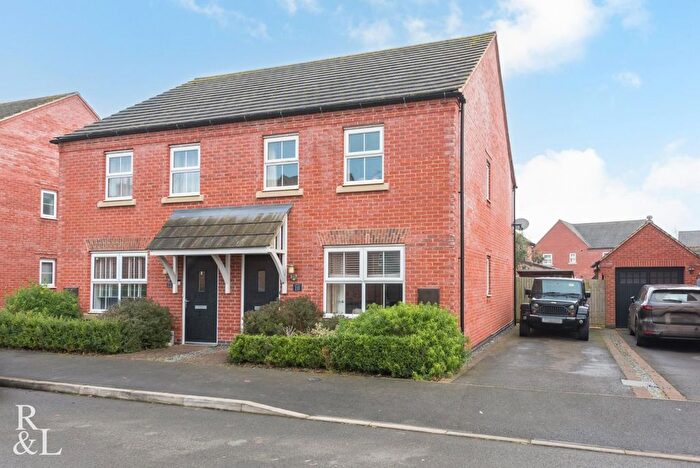 3 Bedroom Property For Sale In Dennis Way, Measham, Swadlincote, DE12