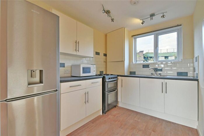 2 Bedroom Flat To Rent In Netherwood Street, West Hampstead, NW6