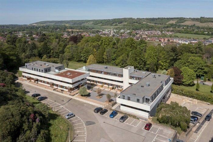 2 Bedroom Flat To Rent In Hopewood Park, Deepdene Avenue, Dorking, RH5