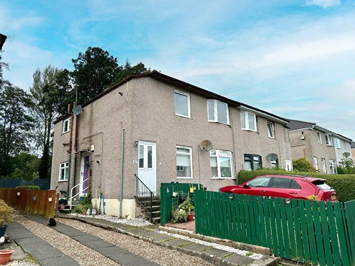 3 Bedroom Flat To Rent In Glencroft Road, Croftfoot, Glasgow, G44
