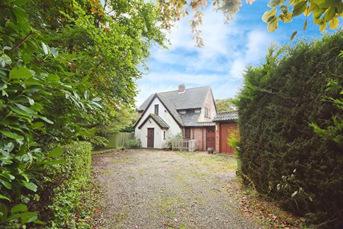 4 Bedroom Detached House For Sale In Rectory Road, Stisted, Braintree, CM77
