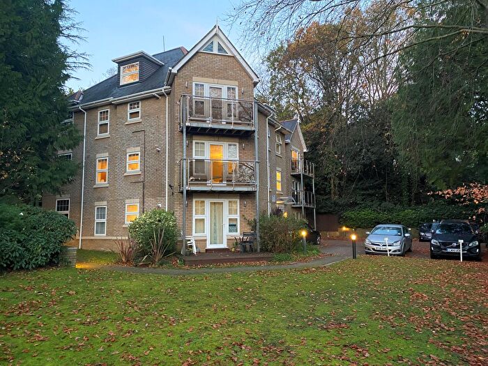 2 Bedroom Flat To Rent In , North Road, BH14