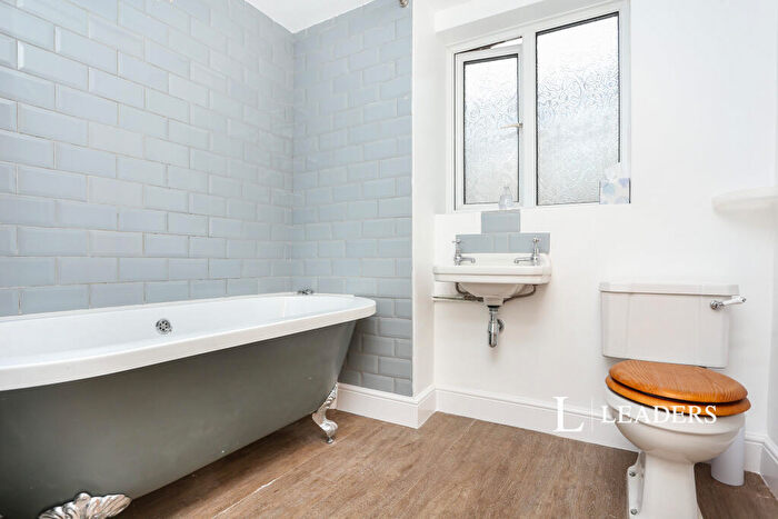 1 Bedroom Flat To Rent In Kilmorie Road, Forest Hill, SE23
