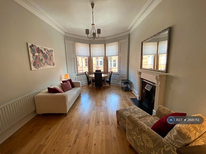 2 Bedroom Flat To Rent In Fairlie Park Drive, Glasgow, G11