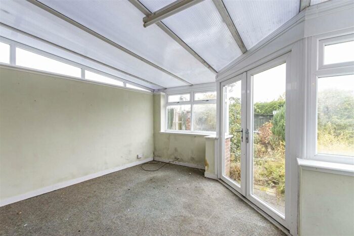 3 Bedroom Semi-Detached House For Sale In White Road, Staveley, Chesterfield, S43