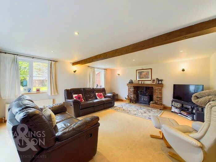 4 Bedroom Cottage For Sale In Witton Green, Reedham, Norwich, NR13