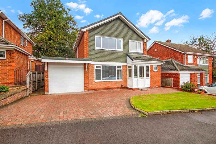3 Bedroom Detached House For Sale In Barnes Road, Darlington, DL3