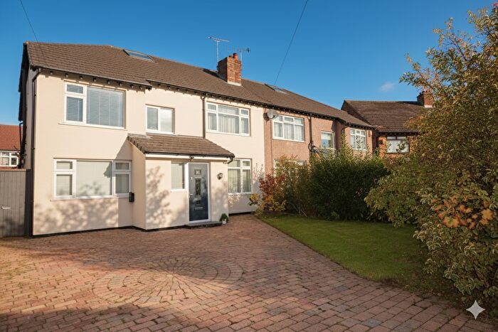 4 Bedroom Semi Detached House For Sale In Elder Gardens, Liverpool, L19