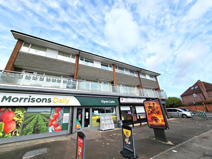3 Bedroom Maisonette To Rent In Little Sutton Road, Sutton Coldfield, West Midlands, B75