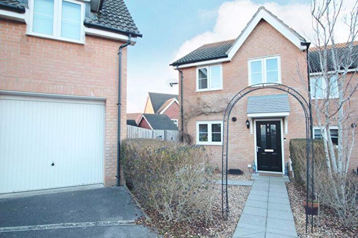 3 Bedroom End Of Terrace House For Sale In Warner Close, Hedge End, SO30