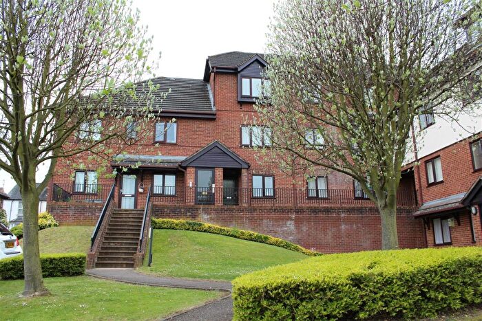 1 Bedroom Apartment To Rent In Walk From The Train Station, High Wycombe, HP13