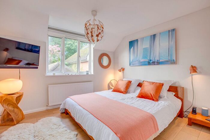 5 Bedroom Detached House For Sale In Spinfield Park, Marlow, SL7