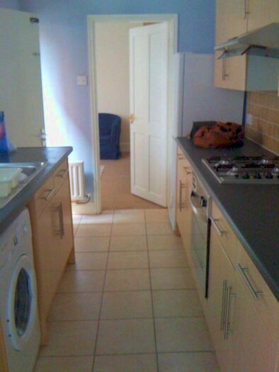 4 Bedroom Terraced House To Rent In Bolingbroke Road, Stoke, Coventry, CV3