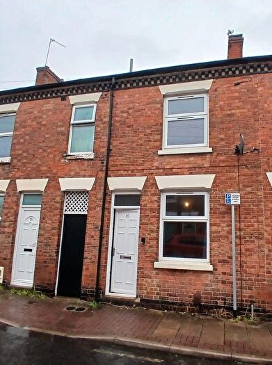 2 Bedroom Terraced House For Sale In School Street, Loughborough, LE11