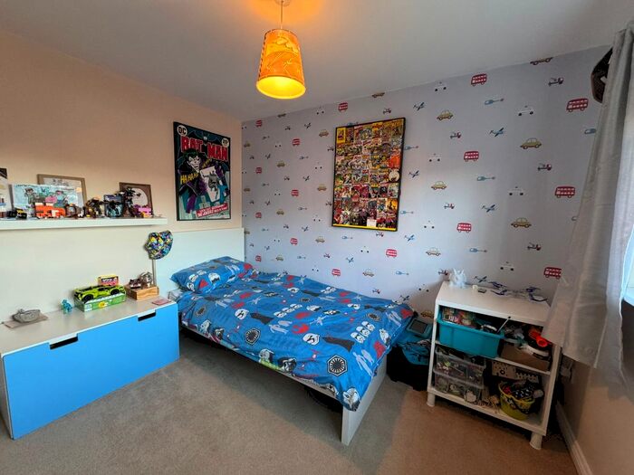 4 Bedroom Detached House For Sale In Chervil Close, Biggleswade, SG18