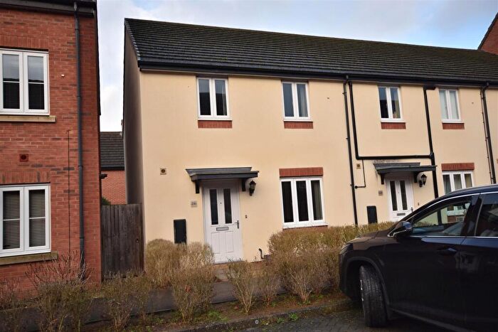 3 Bedroom End Of Terrace House For Sale In Angelica Road, Lincoln, LN1