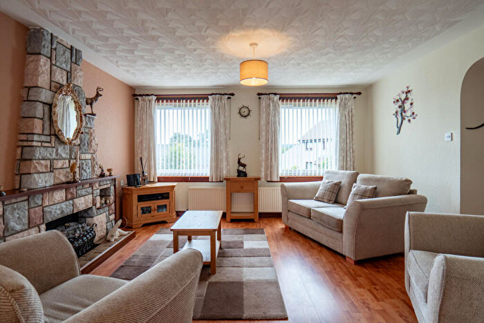 3 Bedroom Terraced House For Sale In Suilven Way, Inverness, IV3