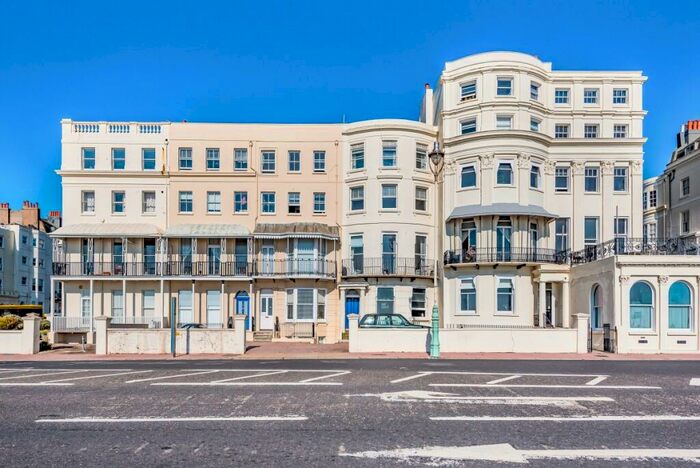 3 Bedroom Apartment To Rent In Marine Parade Brighton, BN2