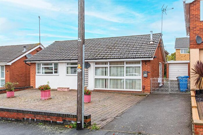 2 Bedroom House To Rent In Anderson Drive, Kettering, NN15