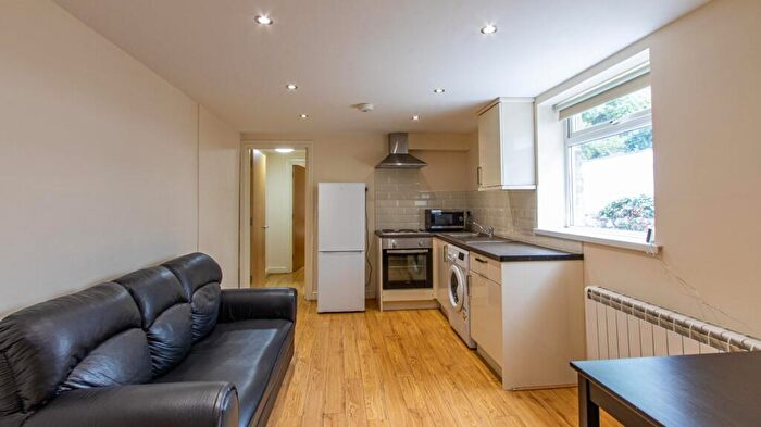 1 Bedroom Private Halls To Rent In Gordon Road, Cathays, CF24