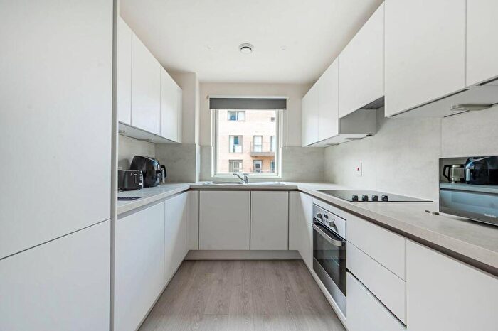 2 Bedroom Flat To Rent In Eastman Village, Harrow, HA1