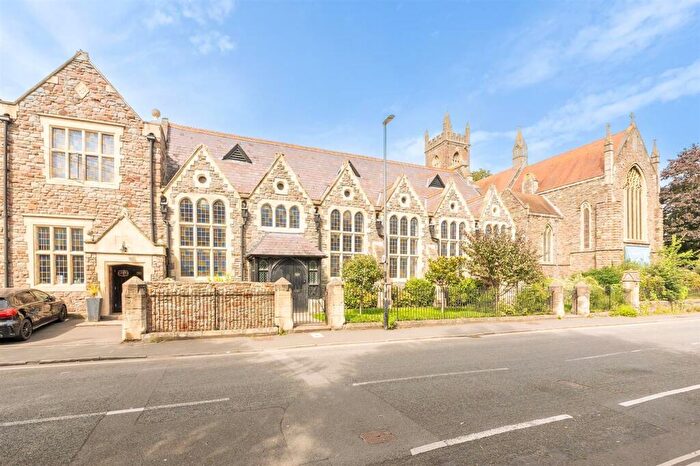 2 Bedroom Terraced House For Sale In Newfoundland Road, Bristol, BS2