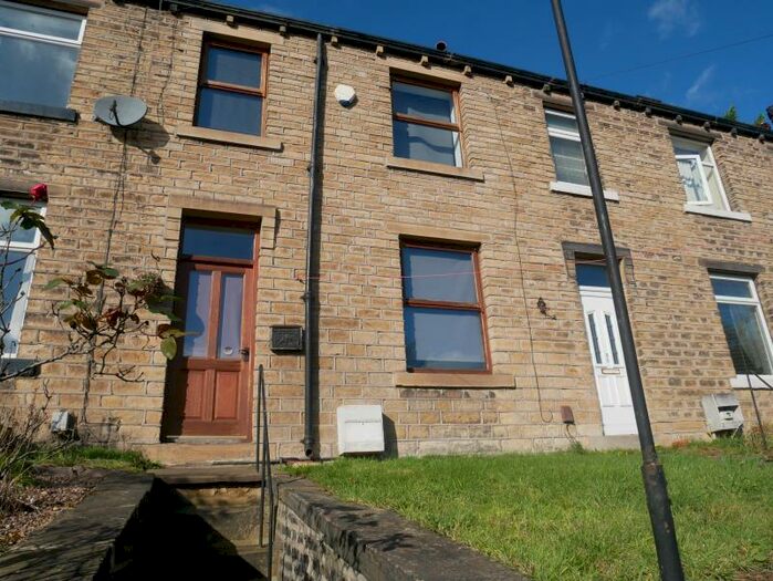2 Bedroom Terraced House To Rent In Lowergate, Paddock, Huddersfield, HD3