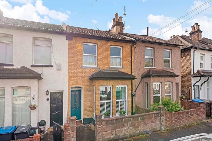 3 Bedroom Terraced House For Sale In Brafferton Road, Croydon, CR0