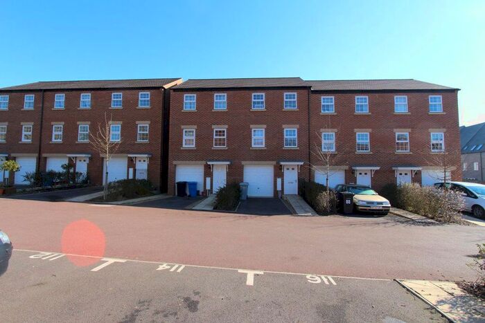 3 Bedroom Property To Rent In Horse Fair Lane, Rothwell, Kettering NN14