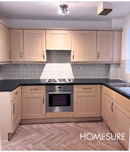 2 Bedroom Flat To Rent In Woodsome Park, Woolton, L25