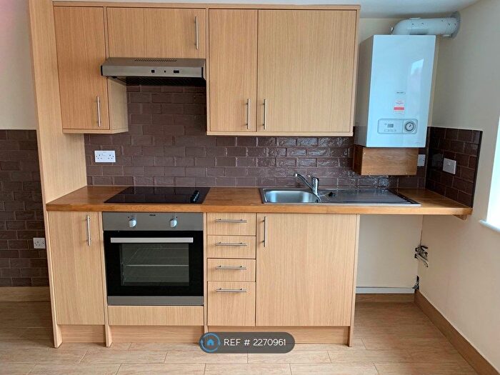 1 Bedroom Flat To Rent In The Arcade Earls Court Road, Amesbury, Salisbury, SP4