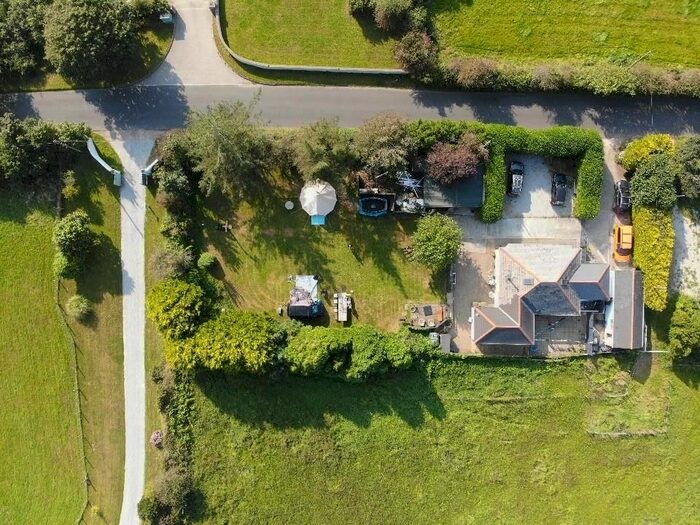 4 Bedroom Detached Bungalow For Sale In Mithian Downs, St. Agnes, TR5