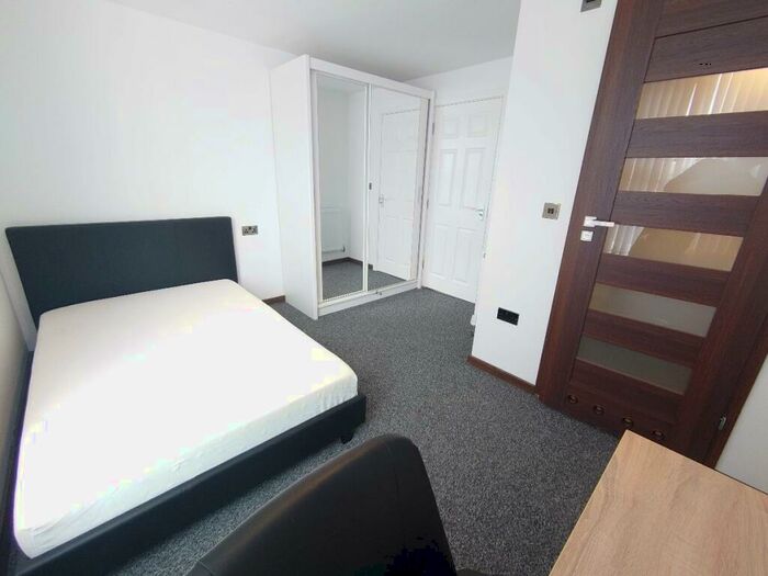 3 Bedroom Terraced House To Rent In Needham Rad, Liverpool, L7