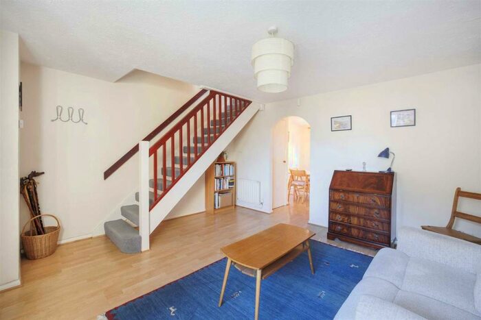 3 Bedroom End Of Terrace House For Sale In Motts Close, Watton At Stone, SG14