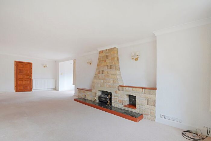 3 Bedroom Bungalow To Rent In Abbey Lane, Sheffield, S8