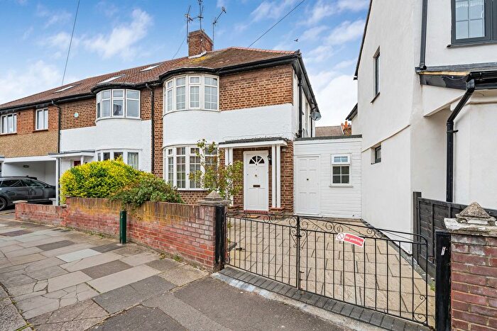 4 Bedroom Semi Detached House For Sale In Cowper Road, London, W7