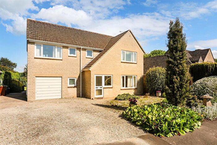 4 Bedroom House For Sale In Besbury Park, Minchinhampton, Stroud, GL6
