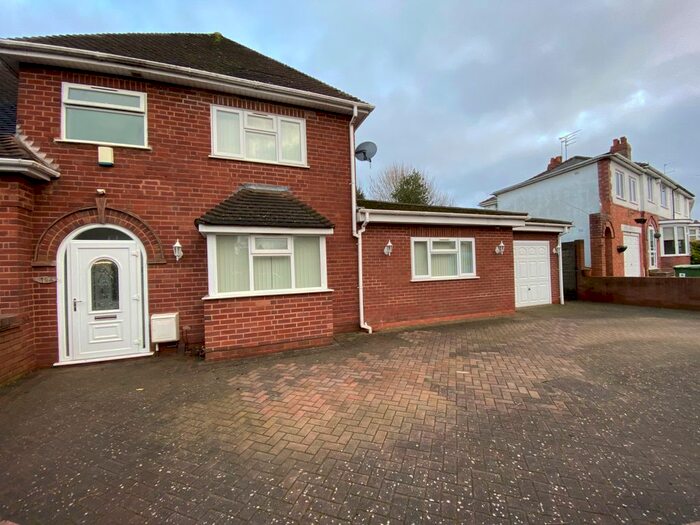3 Bedroom Semi-Detached House To Rent In Windsor Avenue, Penn, Wolverhampton, WV4