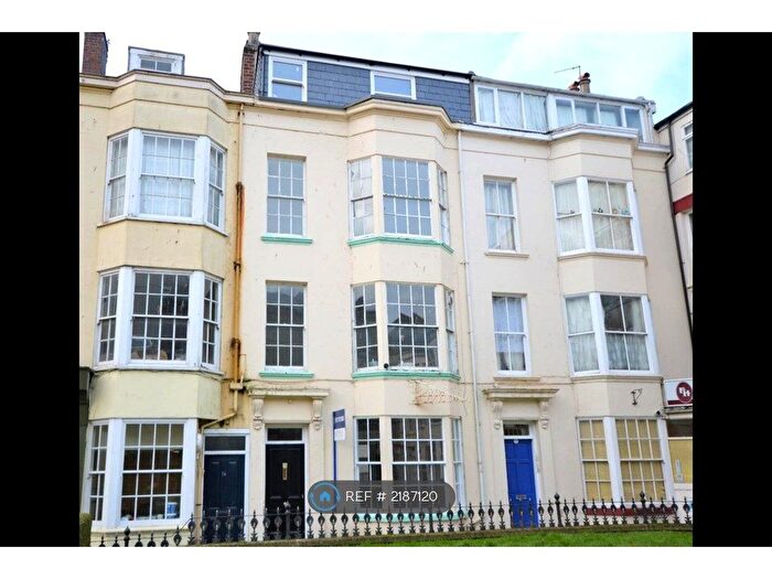 1 Bedroom Flat To Rent In Falconers Square, Scarborough, YO11