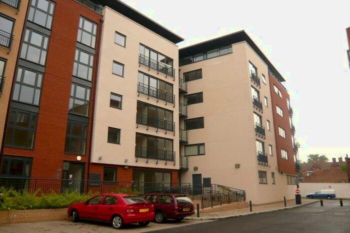2 Bedroom Flat To Rent In Rea Place, Birmingham, B12