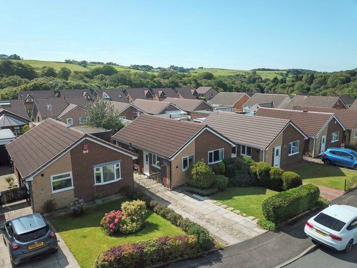 2 Bedroom Bungalow For Sale In Icconhurst Close, Baxenden, BB5