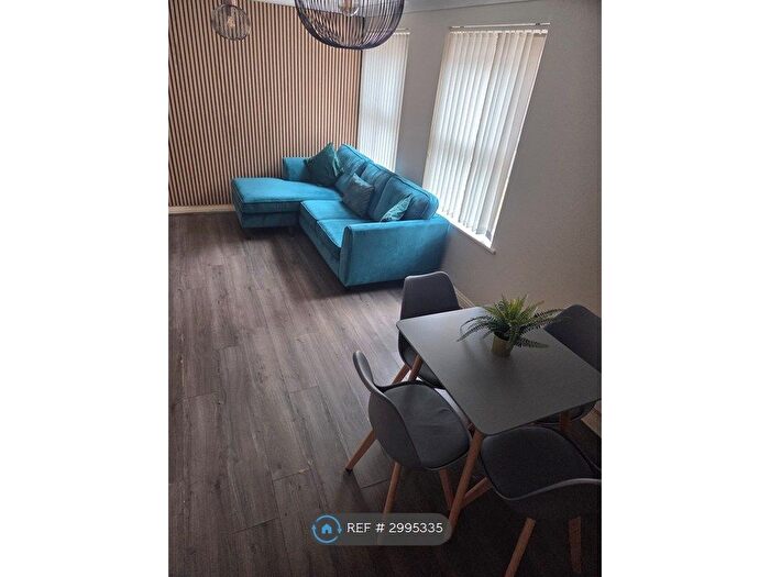 2 Bedroom Flat To Rent In Marbeck Close, Swindon, SN25
