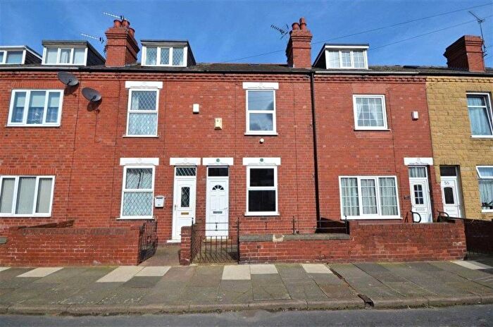 3 Bedroom Terraced House For Sale In Colonels Walk, Goole, East Yorkshire, DN14