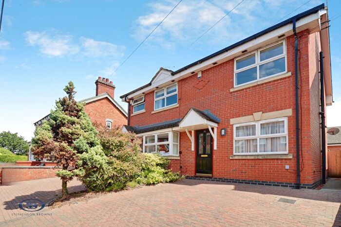 3 Bedroom Semi-Detached House For Sale In Vicarage Lane, Elworth, CW11