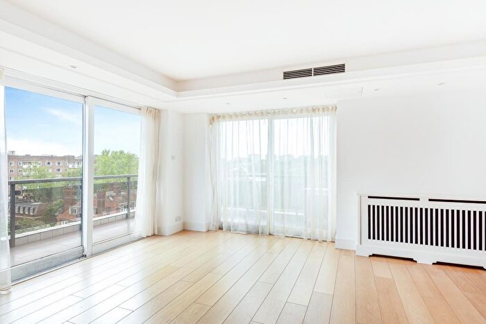 3 Bedroom Flat To Rent In Prince Regent Court, St John`s Wood, NW8