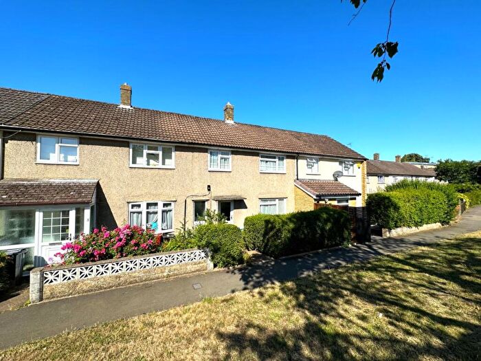 3 Bedroom Terraced House For Sale In The Noke, Stevenage, SG2