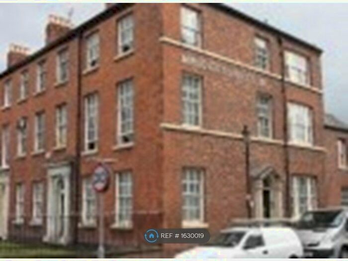 6 Bedroom Semi-Detached House To Rent In Hulme Place, Salford, M5