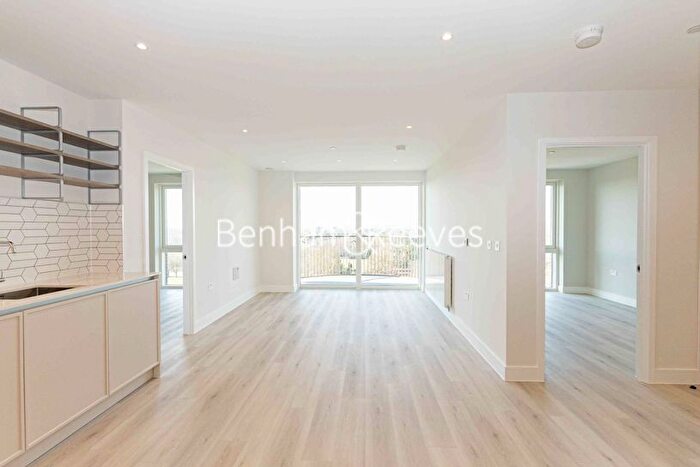2 Bedroom Flat To Rent In Kidbrooke Village, Townsend Road, SE3