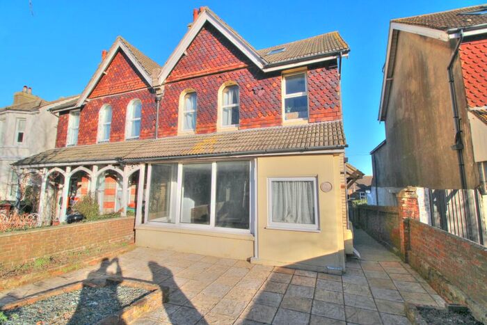 2 Bedroom Apartment To Rent In Willingdon Road, Willingdon Road, Eastbourne, BN21